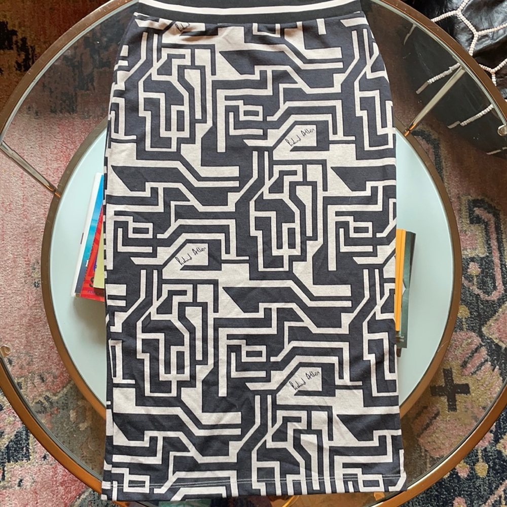 Black/Grey Print skirt